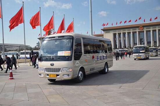 Yutong high-end business vehicle T7 makes a splash