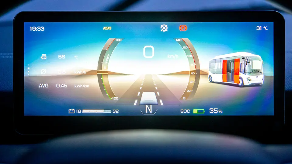 The all-new instrument panel brings a distinctive driving experience