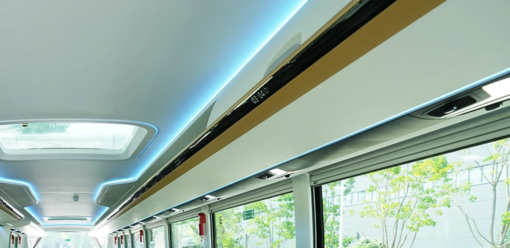 Rhine white as the main color with metallic embellishments