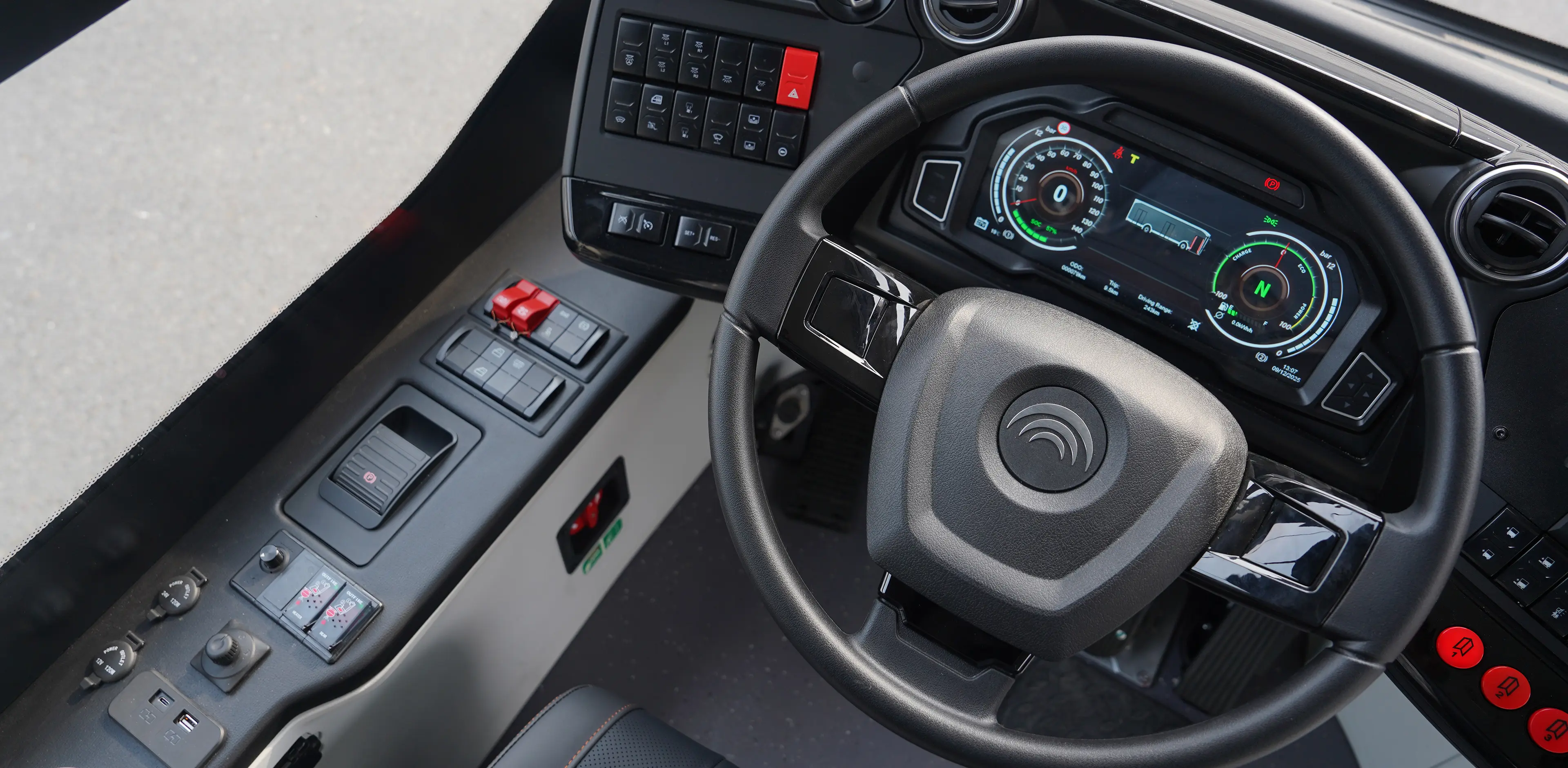 Intelligent adjustable instrument panel