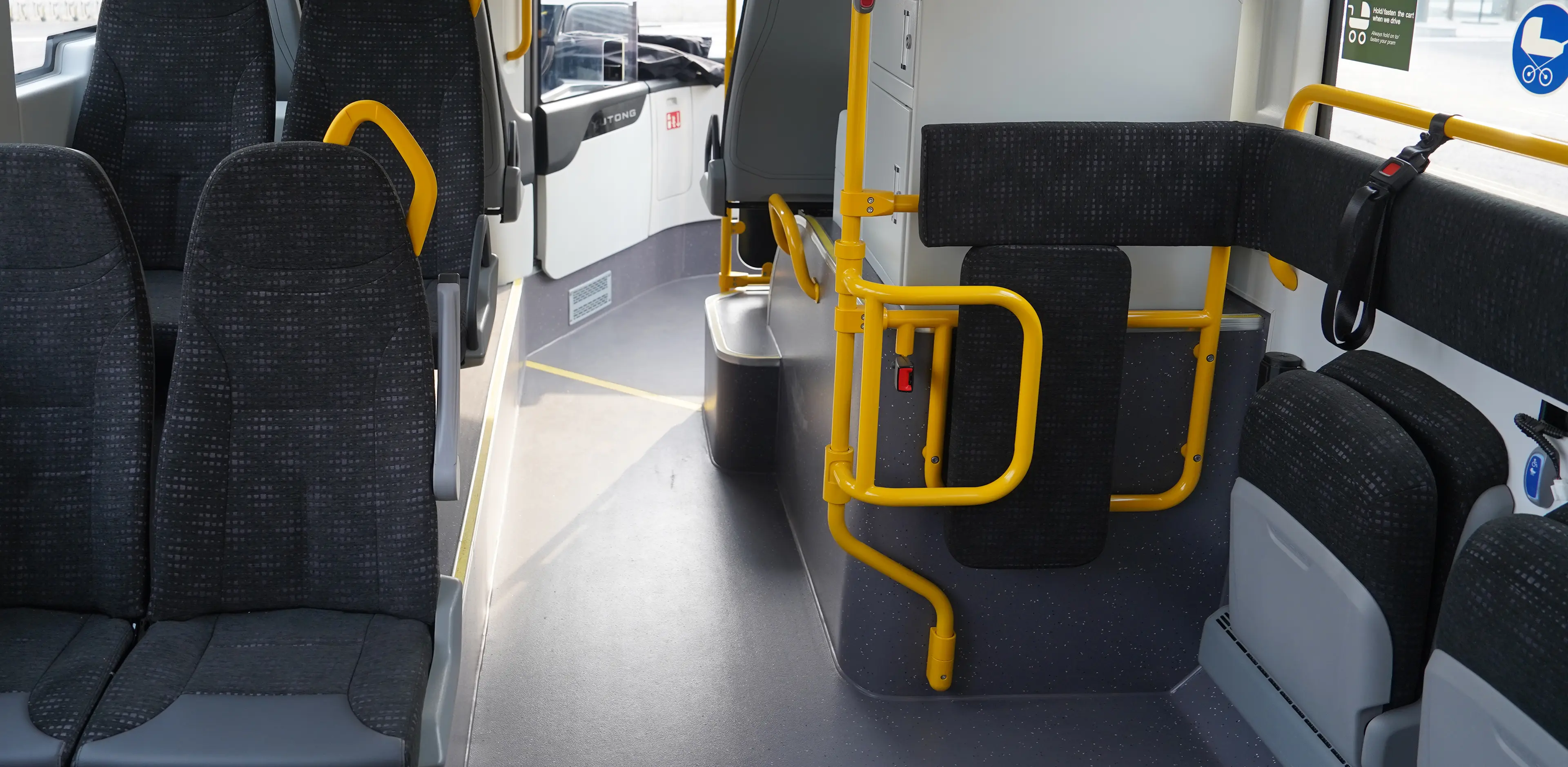 Convenient barrier-free passage